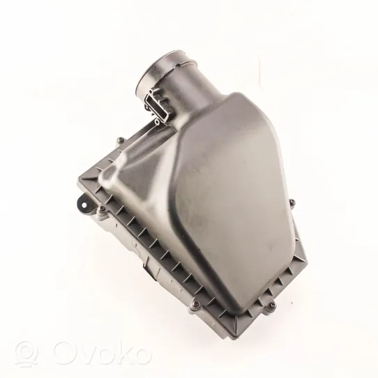 BMW 5 G30 G31 Scatola del filtro dell’aria 7643301