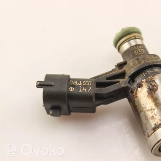 Ford Kuga II Fuel injector 0261500147