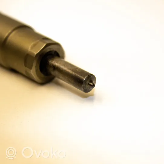 Audi Q3 8U Fuel injector 04L130277AC