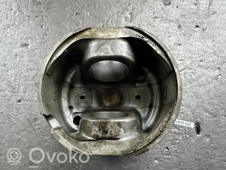 Nissan Patrol Y61 Piston 12010VK600