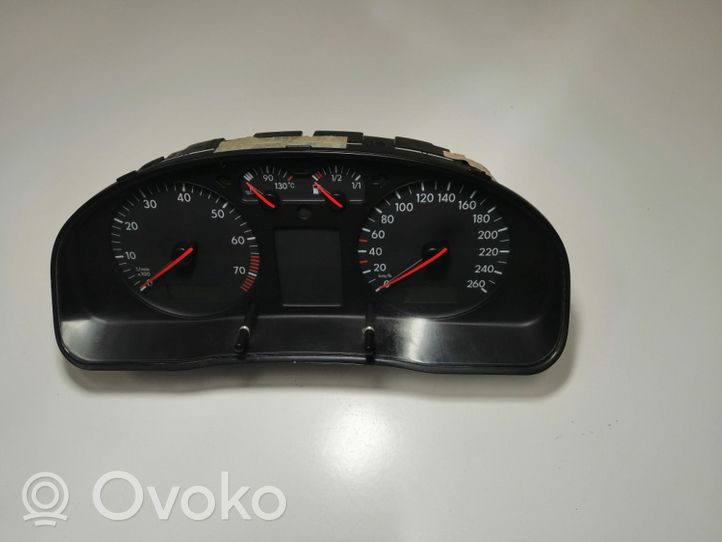 Volkswagen PASSAT B5 Compteur de vitesse tableau de bord 110008919017