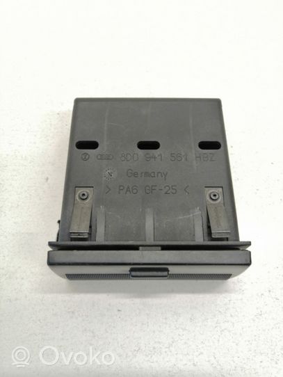 Audi A4 S4 B5 8D Boîte / compartiment de rangement pour tableau de bord 8D0941561