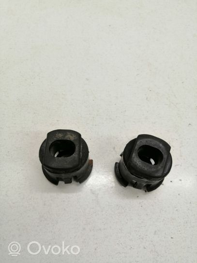 Volvo S40 Staffa del pannello di supporto del radiatore 30639749