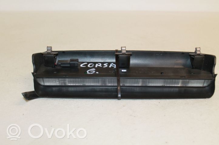 Opel Corsa C Kolmas/lisäjarruvalo 24517003