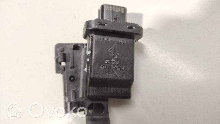 Subaru Legacy Durvju vadības bloks 8999130050