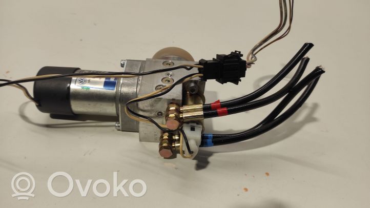 Volkswagen Phaeton Moteur de pompe hydraulique de hayon 3D5827383A