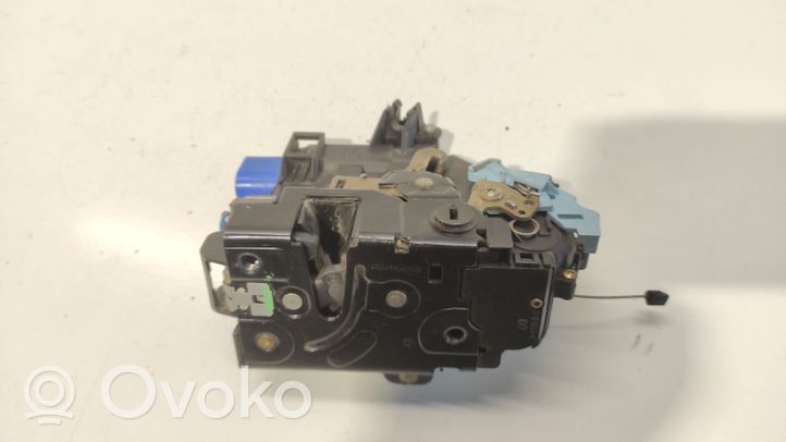 Seat Toledo III (5P) Etuoven lukko 067L0839016