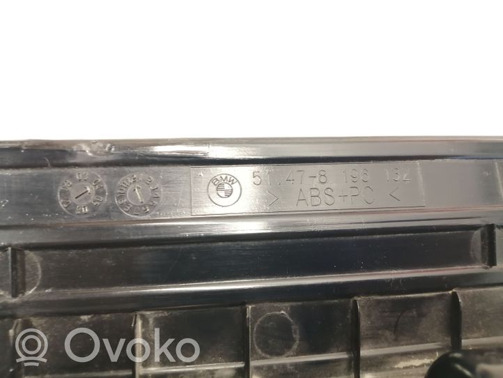 BMW 3 E46 Takaoven kynnyksen suojalista 51478196132