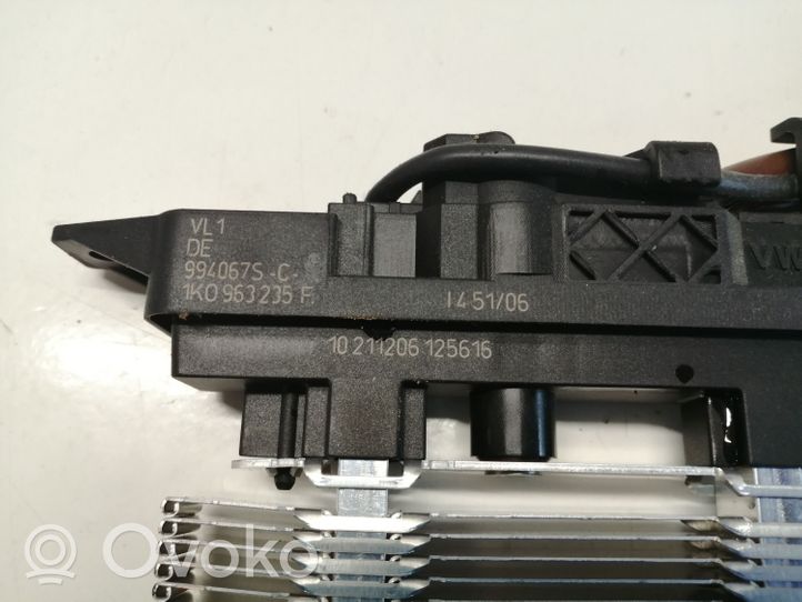 Skoda Octavia Mk2 (1Z) Grzałka nagrzewnicy 1K0963235F