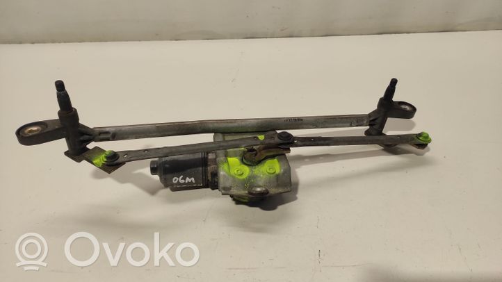 Citroen C5 Front wiper linkage and motor 3337020506