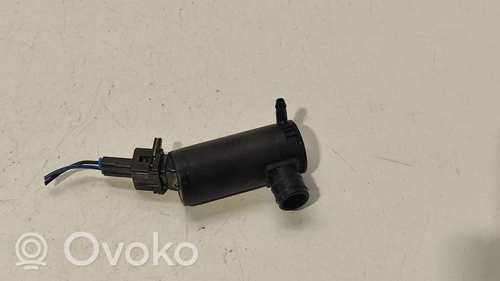 Saab 9-3 Ver2 Dysza spryskiwacza szyby przedniej / czołowej 55203303