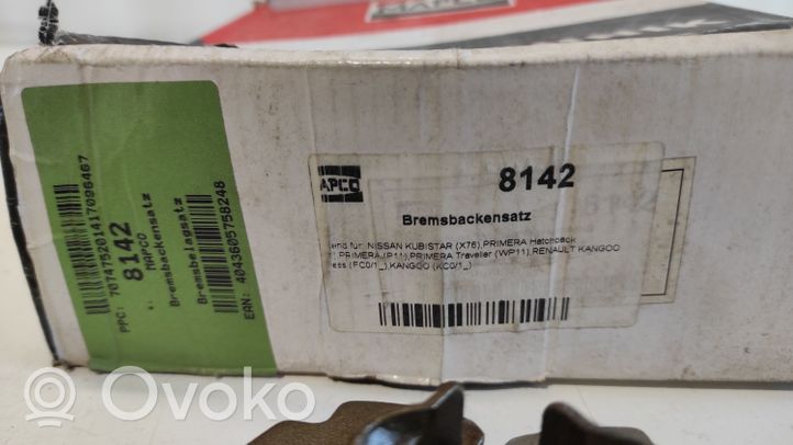 Nissan Primera Klocki hamulcowe tylne 8142