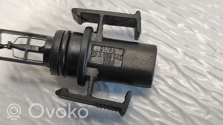 Mercedes-Benz E W211 Sensore della temperatura dell’aria aspirata A0005422818