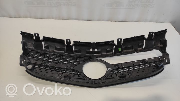 Mercedes-Benz SLK R172 Grille calandre supérieure de pare-chocs avant A1728881060