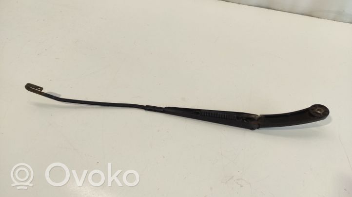 Volkswagen Transporter - Caravelle T5 Front wiper blade arm 7H1955409