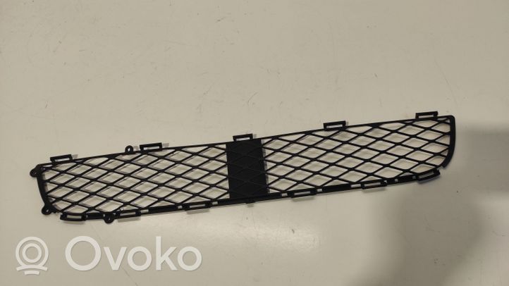 Toyota Yaris Grille inférieure de pare-chocs avant 5311252060