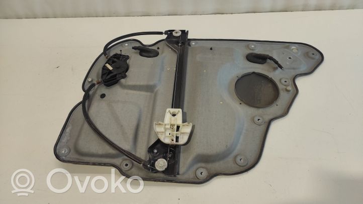 Volkswagen Touran I Ręczny podnośnik szyby drzwi tylnych 1T0839461G