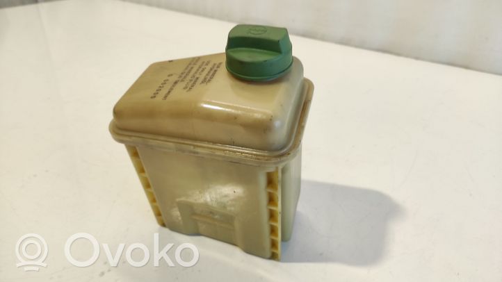 Audi A8 S8 D2 4D Serbatoio/vaschetta del liquido del servosterzo 4A0422373A