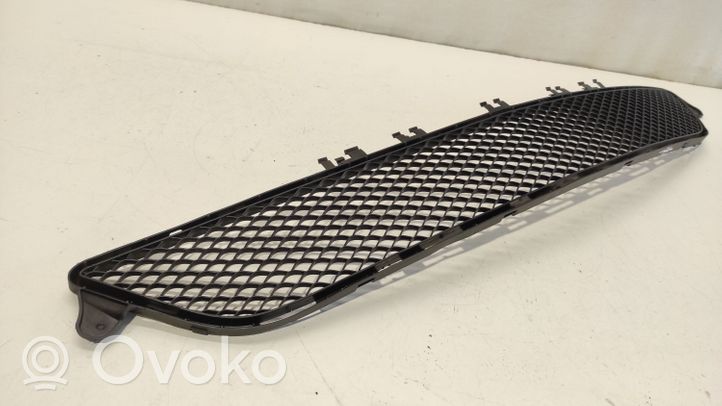 Mercedes-Benz E W212 Grille inférieure de pare-chocs avant A2128850522