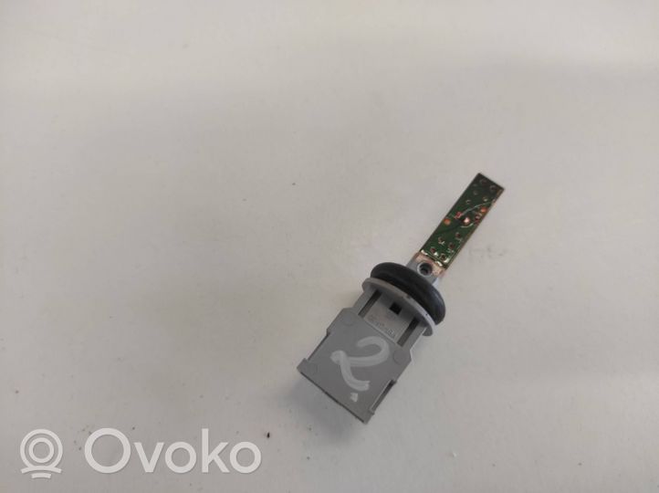 Audi Q7 4M Interior temperature sensor 1K0907543E