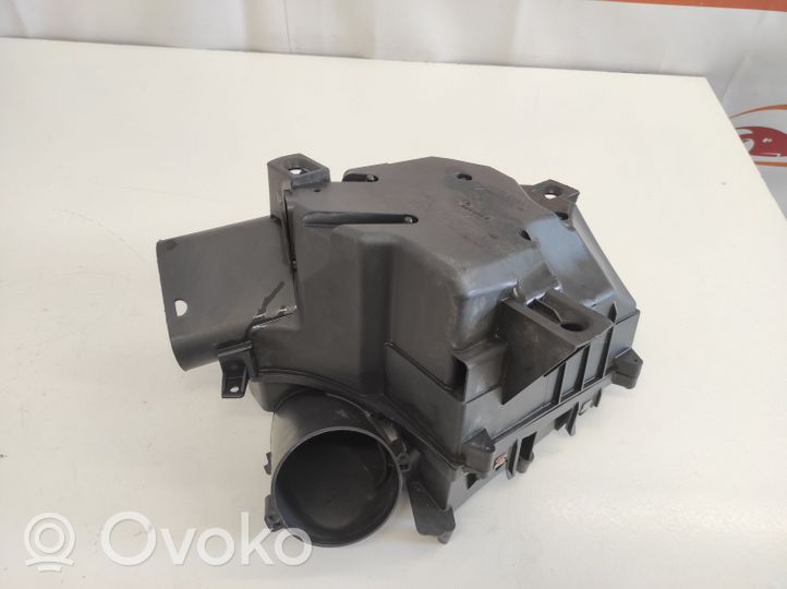 Volvo XC70 Air filter box 30636830