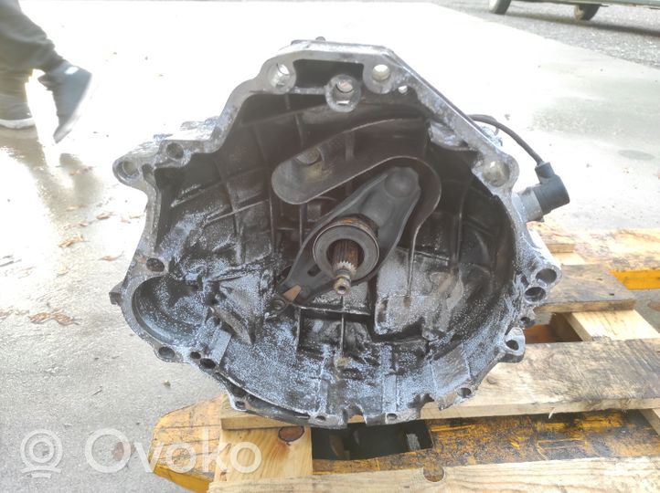 Audi A4 S4 B6 8E 8H Manual 6 speed gearbox 01E300047G