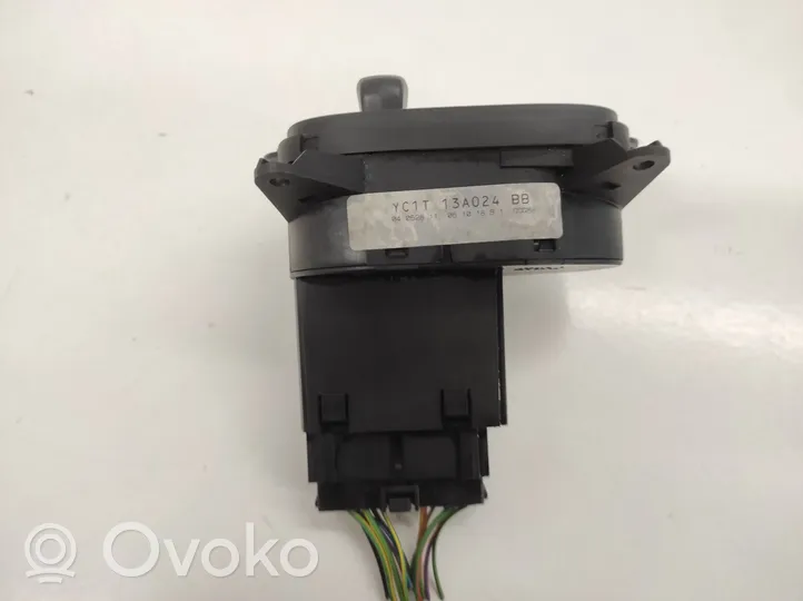 Ford Connect Interruttore luci 13A024