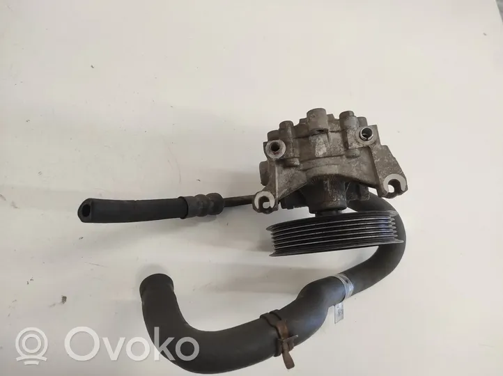 Ford Connect Pompa wspomagania układu kierowniczego 4T163691