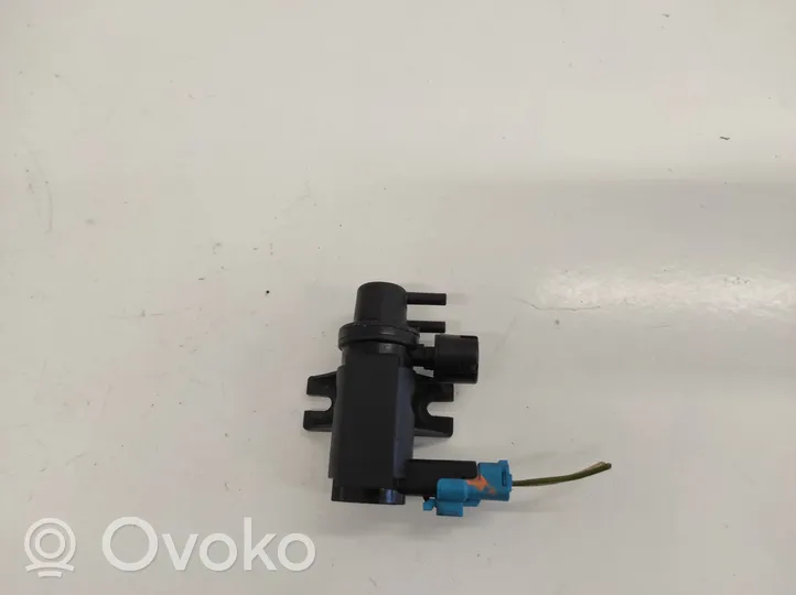 Peugeot 1007 Włącznik elektromagnetyczny rozrusznika / Solenoid 70096401