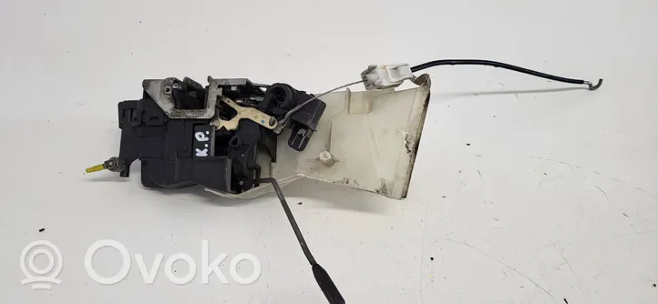 Mercedes-Benz E W210 Front door lock 2027231308