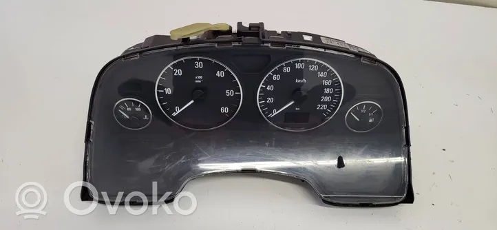 Opel Zafira A Speedometer (instrument cluster) 24461768