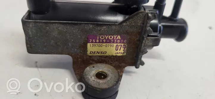 Toyota Yaris Verso Valvola di depressione 2581933010