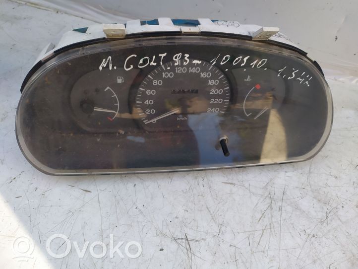 Mitsubishi Colt Geschwindigkeitsmesser Cockpit 