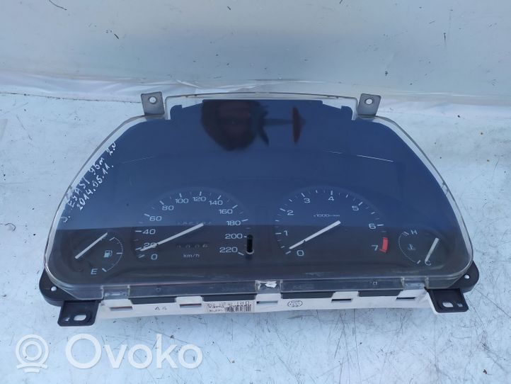 Subaru Legacy Compteur de vitesse tableau de bord 