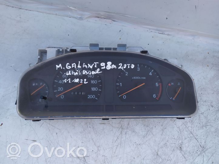 Mitsubishi Galant Speedometer (instrument cluster) 