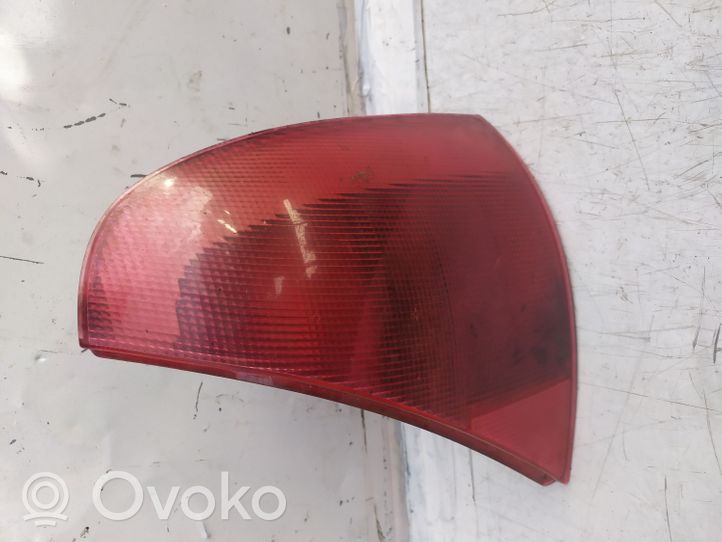 Renault Clio II Rear/tail lights 