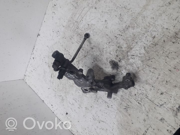 Toyota Auris 150 Uchwyt / Mocowanie chłodnicy spalin EGR 