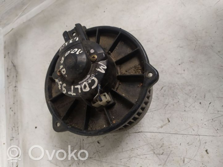 Mitsubishi Colt Mazā radiatora ventilators 1940000490