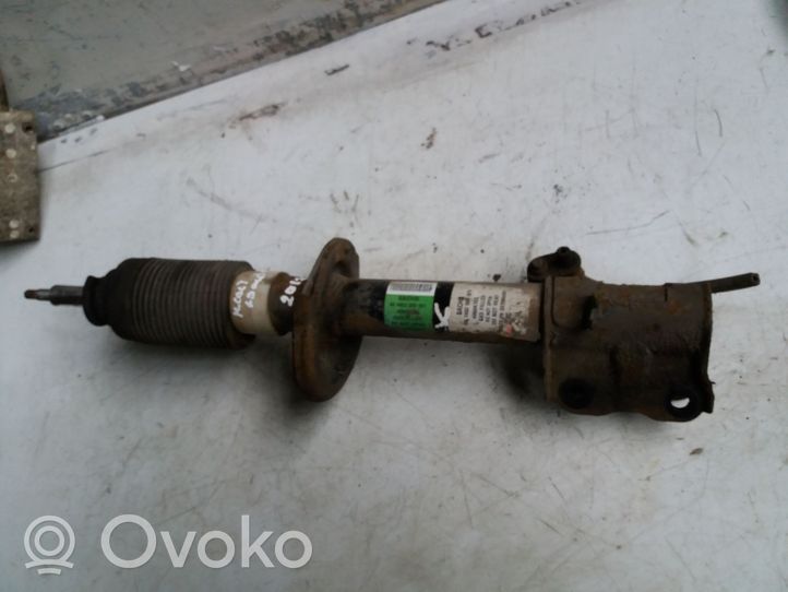 Mitsubishi Colt Ammortizzatore anteriore 824902000461