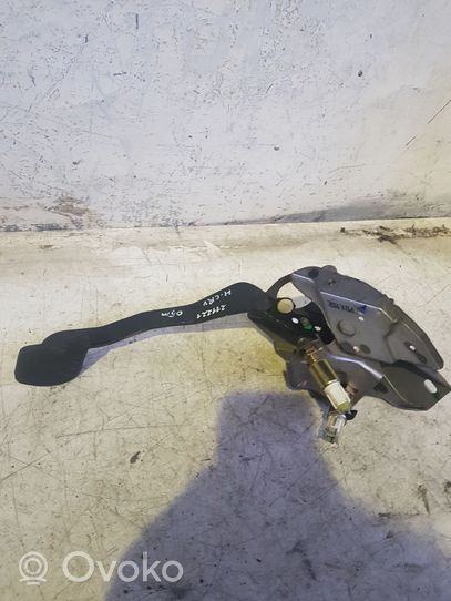 Honda CR-V Brake pedal 