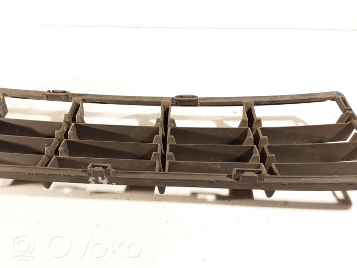 Volvo S40 Front bumper lower grill 30657006