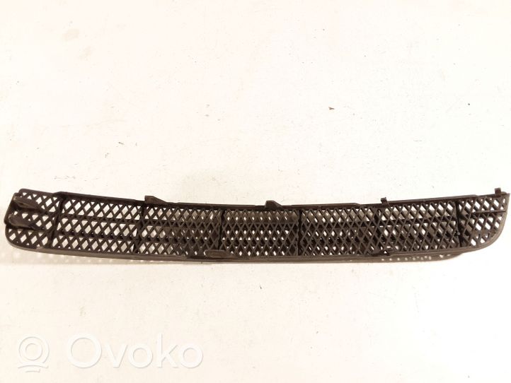 Volvo XC90 Front bumper lower grill 08662997