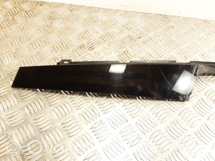 Volvo S60 Moulures des vitres de la porte avant 31448868