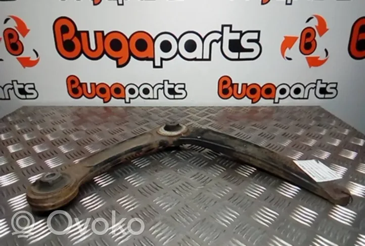 Peugeot 307 Triangle bras de suspension supérieur arrière 