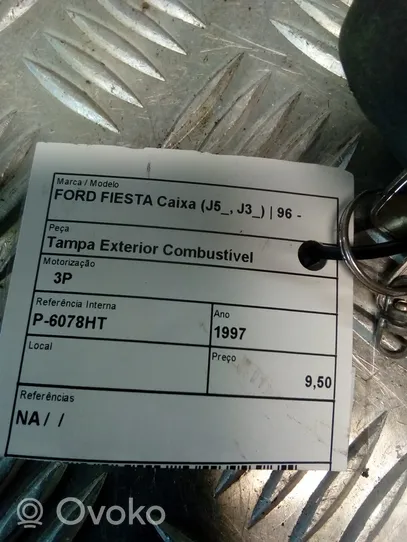 Ford Fiesta Bouchon, volet de trappe de réservoir à carburant 