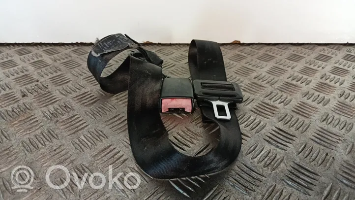 Volkswagen Golf IV Rear seatbelt 