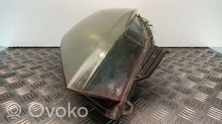 Opel Astra H Lampa przednia 