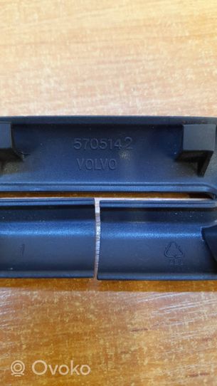 Volvo S80 Seat belt trim 5705142