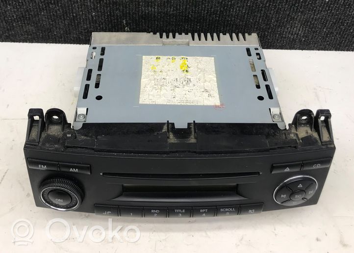 Volkswagen Crafter Panel / Radioodtwarzacz CD/DVD/GPS 9068200586