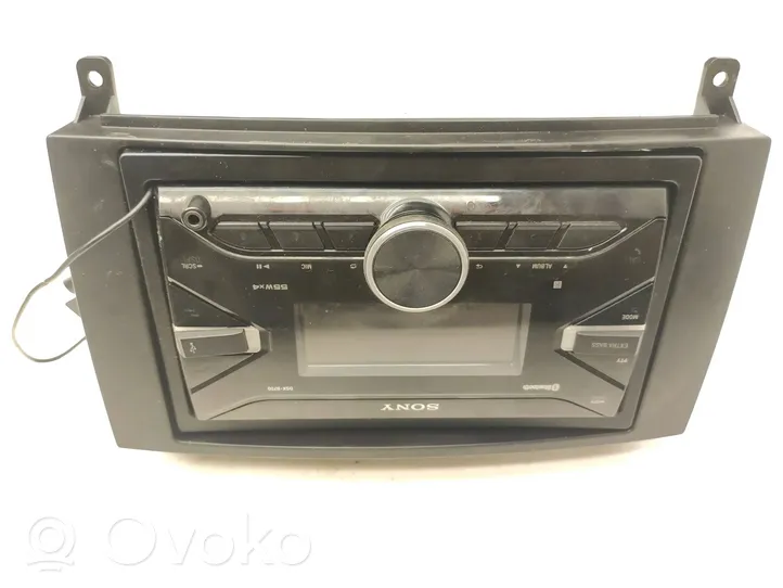 Mercedes-Benz Sprinter W906 Radio/CD/DVD/GPS-pääyksikkö DSXB700